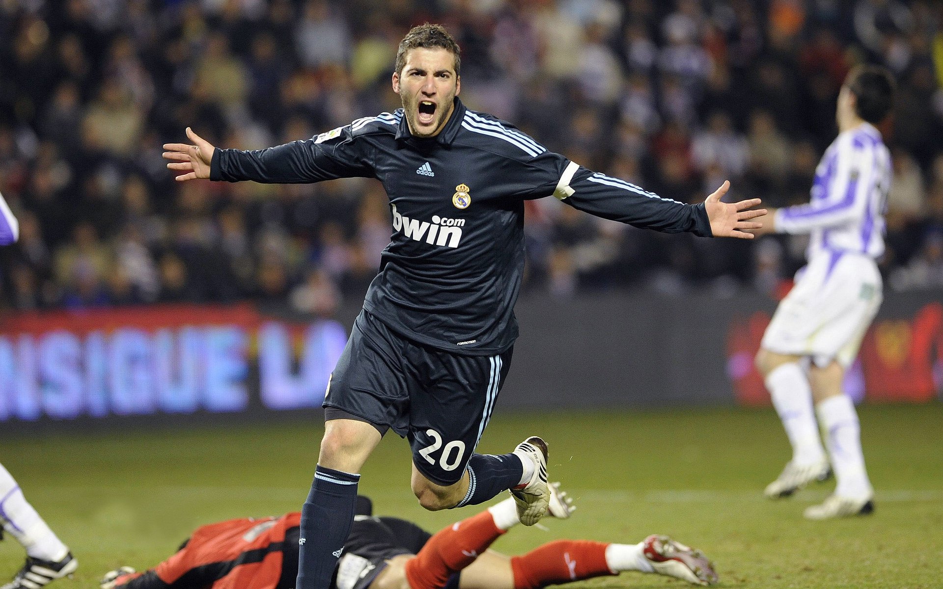 今日足球比赛推荐最稳，今日足球比赛推荐最稳定的球员